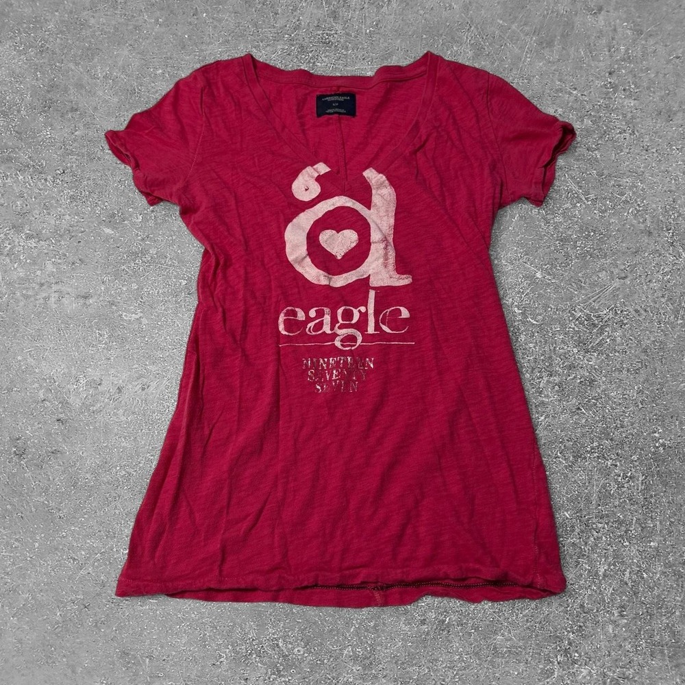 American Eagle Outfitters Vintage Y2K Pink V Neck Graphic Baby Tee Size S